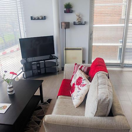 Lt Grove Apartment - Stratford Лондон Екстер'єр фото