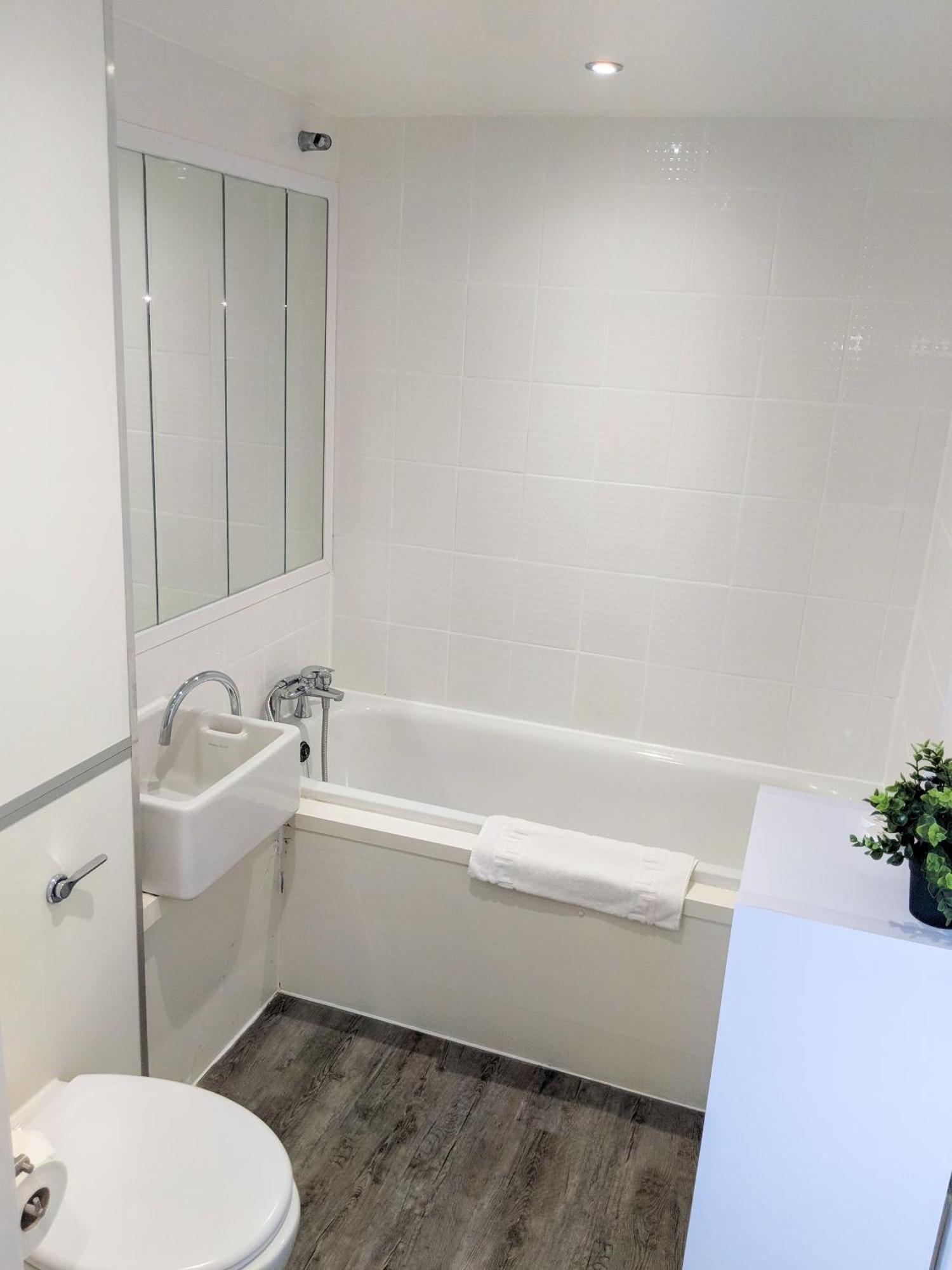 Lt Grove Apartment - Stratford Лондон Екстер'єр фото
